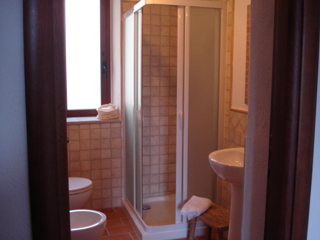 Il Giardino Di Julia B&B ตอร์โตรา ภายนอก รูปภาพ