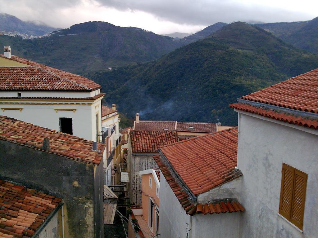 Il Giardino Di Julia B&B ตอร์โตรา ภายนอก รูปภาพ