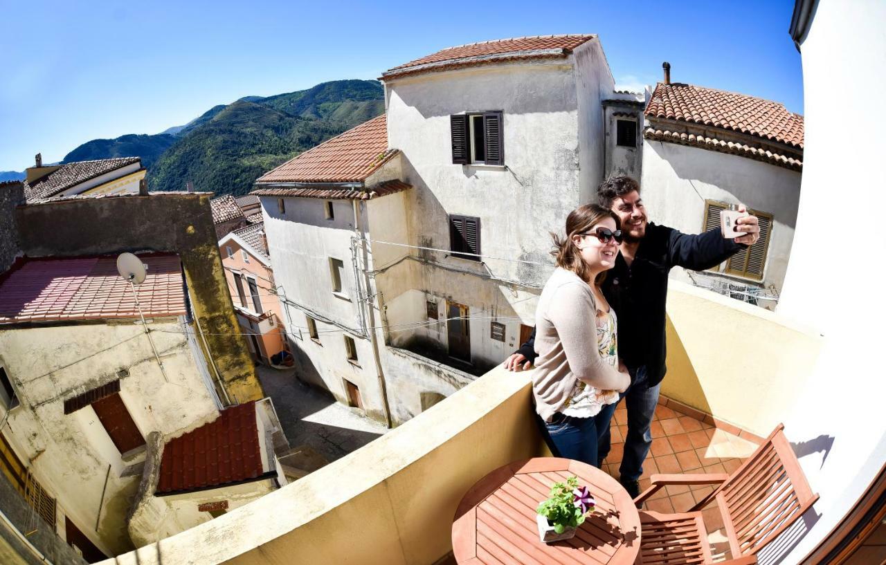 Il Giardino Di Julia B&B ตอร์โตรา ภายนอก รูปภาพ